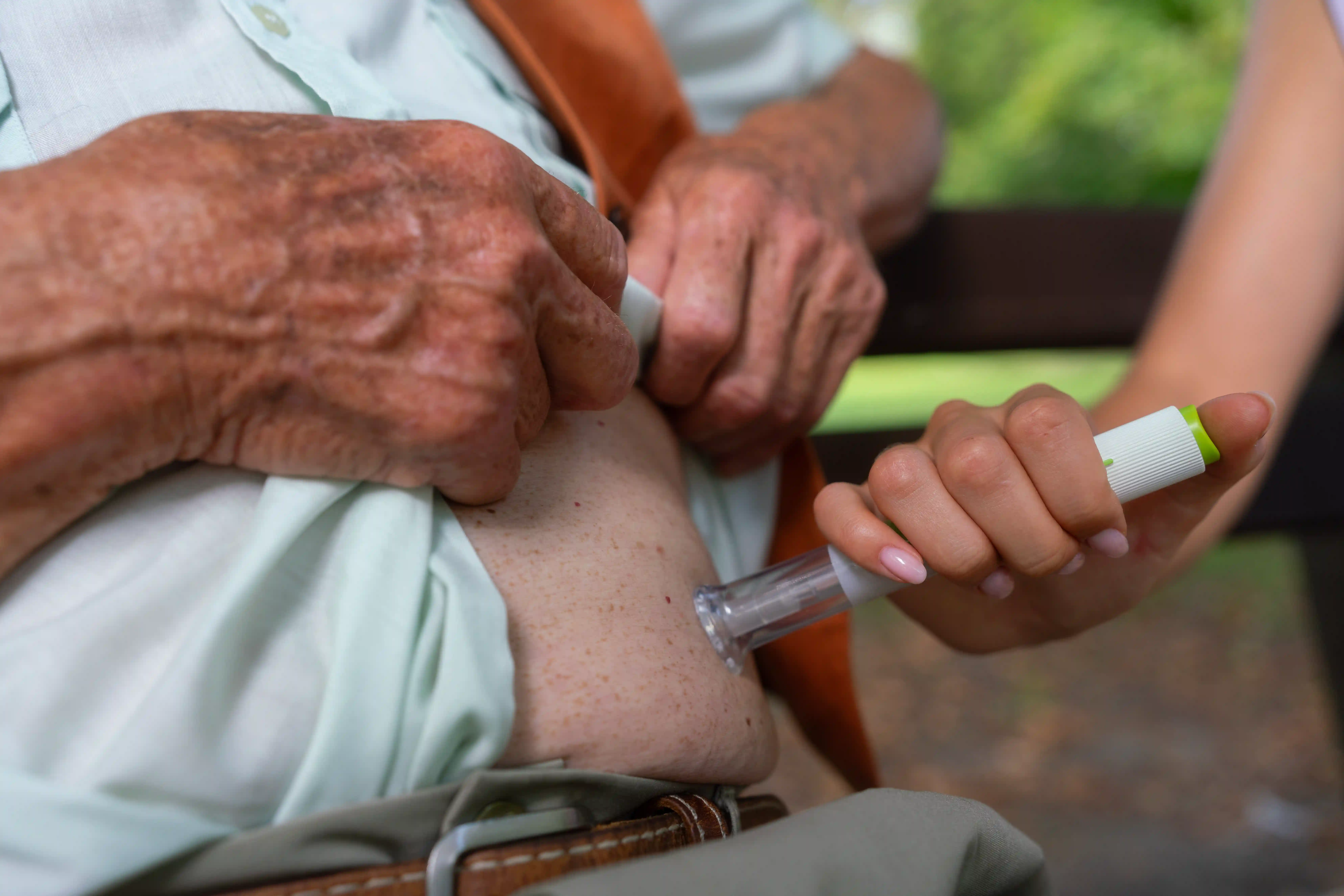 Senior man taking missed dose of Trulicity